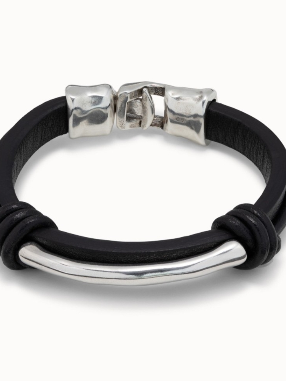 UNO de 50 Black Leather Bracelet with Silver Metal Bar